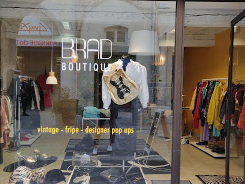 BRAD BOUTIQUE — Écusson