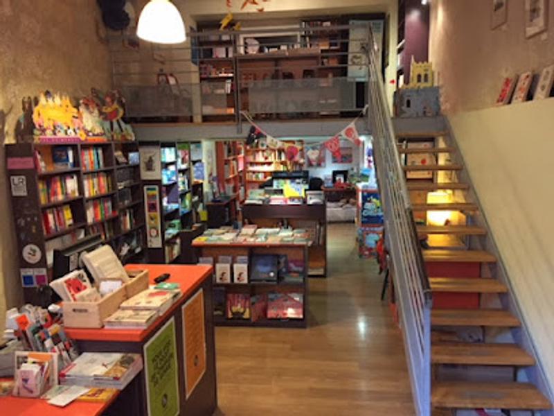 Librairie Nemo — Écusson