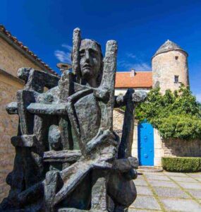 Escapade : Le Musée Zadkine aux Arques (Lot)