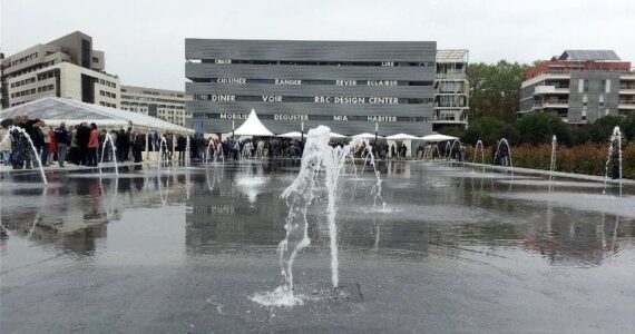 Montpellier : inauguration de Miroir d'eau sur le parvis Stéphane Hessel