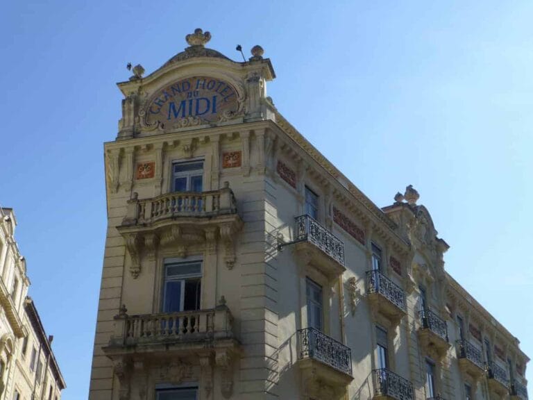 Le Grand Hôtel du Midi, Place de la Comédie, vous ouvre ses portes !
