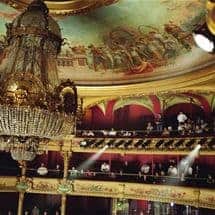 Visite guidée théâtralisée « Lever de rideau à l’Opéra Comédie »