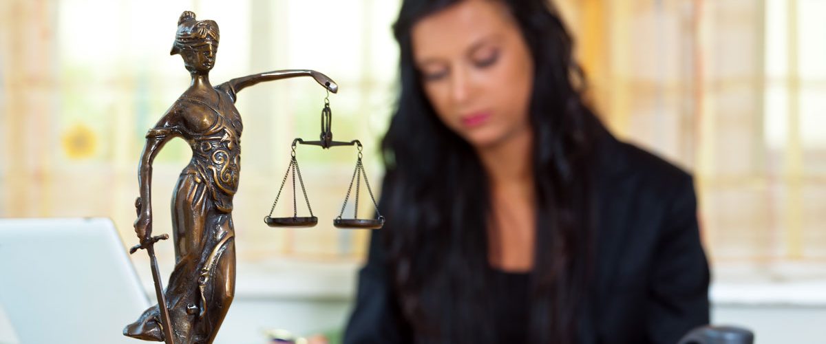 10 raisons pour lesquelles vous devriez vous faire représenter par un avocat