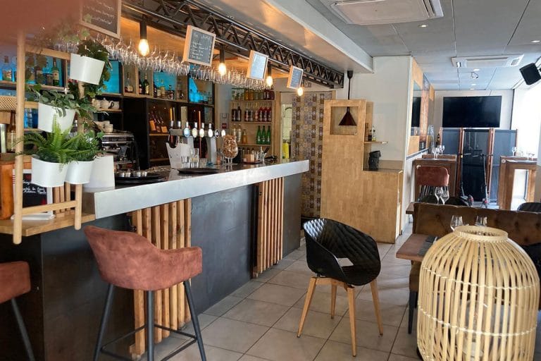 Le Comptoir : L'Incontournable Bistrot de Port Marianne 37 Le Comptoir