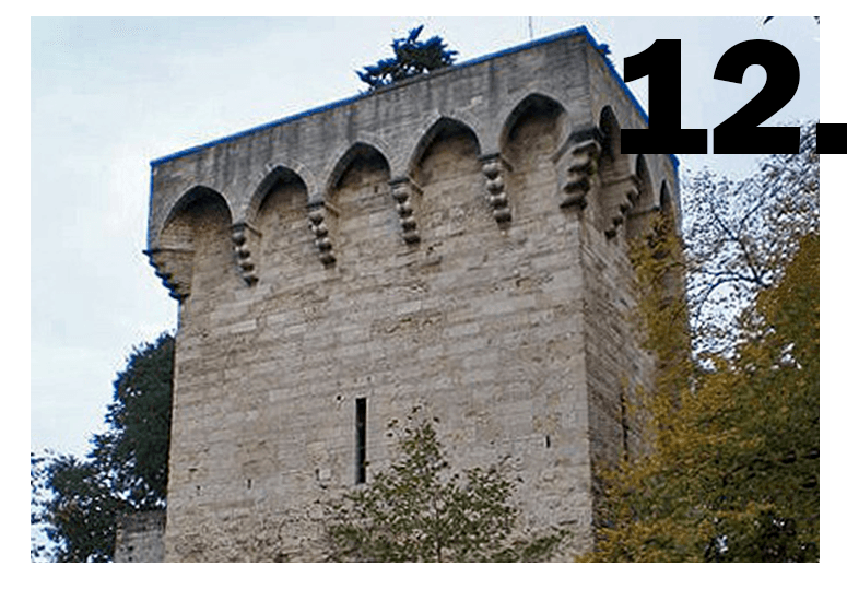 Tour des Pins