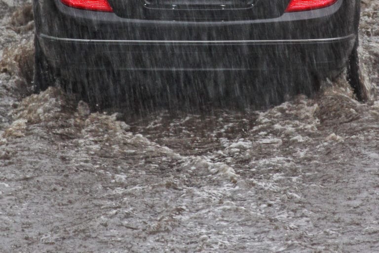 Vigilance Rouge Pluie-Inondation dans l'Hérault : État d'Urgence et Mesures de Sécurité