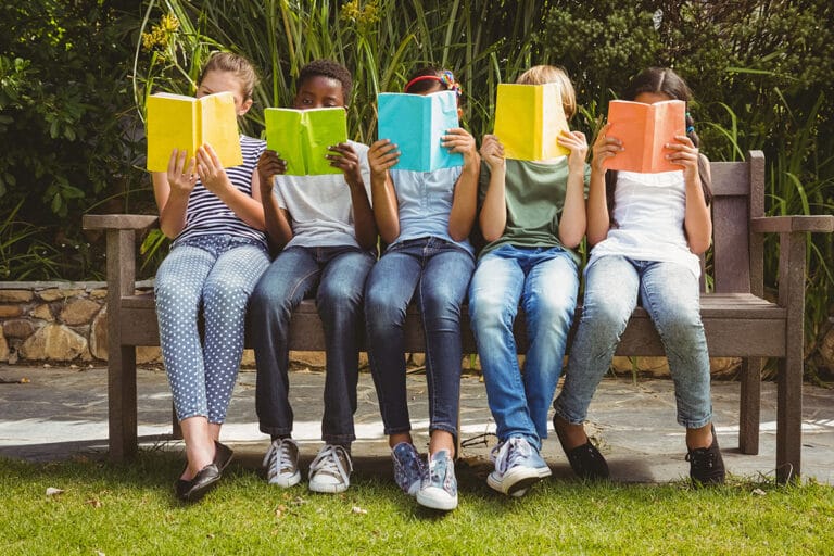 « Livres en scènes » à Bayssan